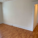 1426 west 10th living room